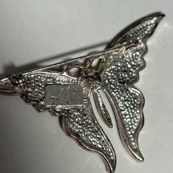 Vintage AAI signed 1987 enameled finish and iridescent Butterfly Brooch - Picture 4 of 4